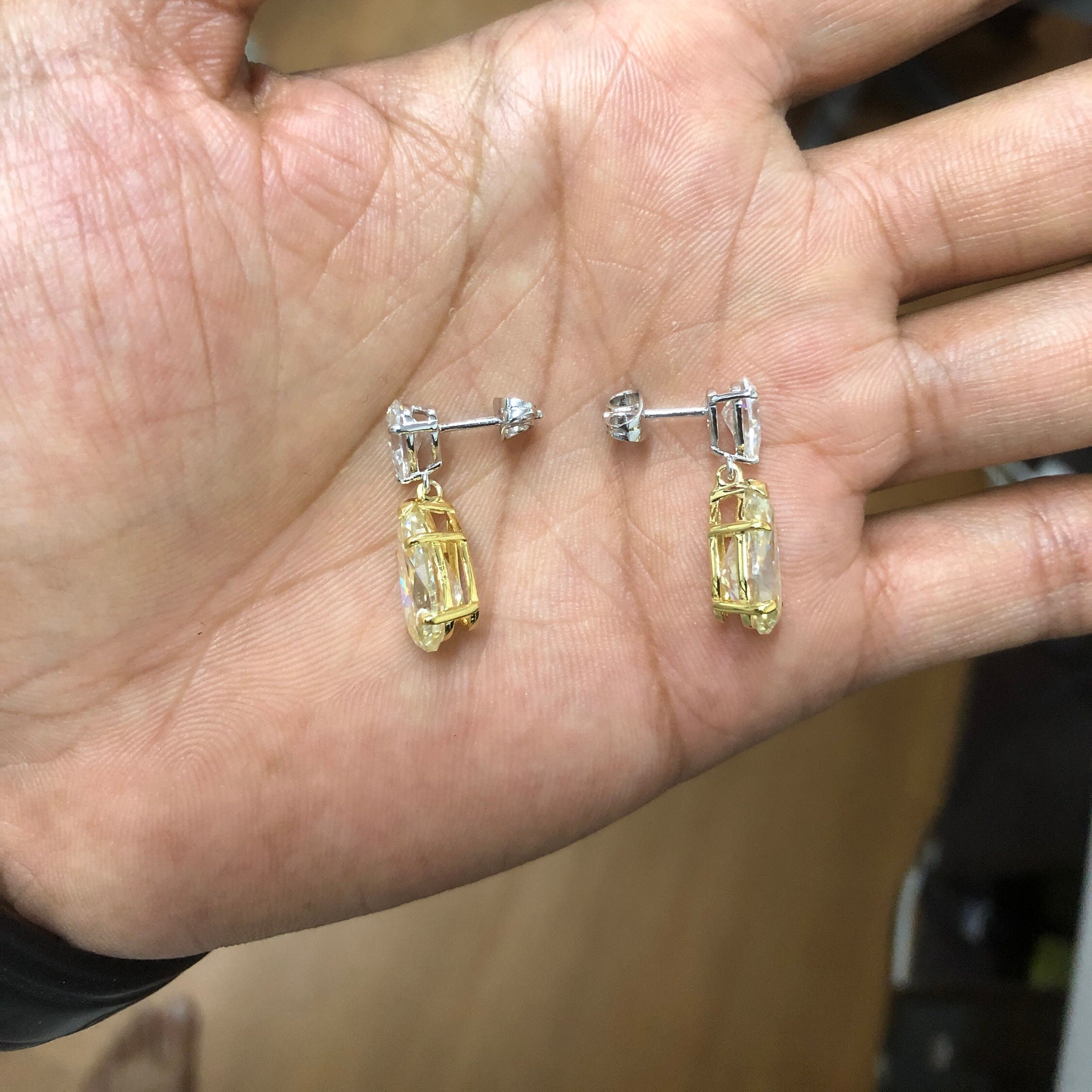 VS クラス 天然ダイヤモンド 10Kクラスター バゲット スタッドピアス