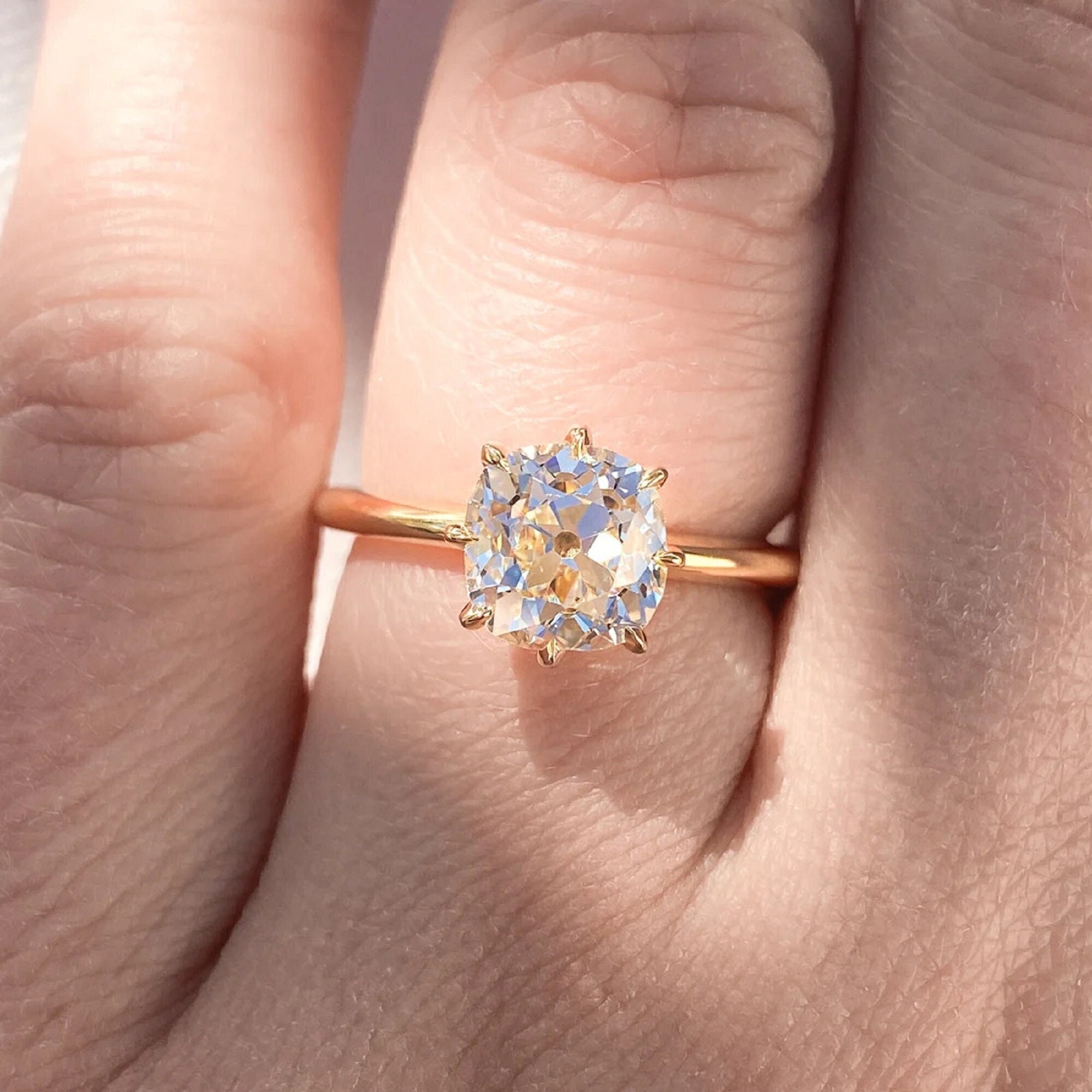 超美品✨最高級6カラットモアッサナイト　DカラーFLエンゲージリング ソリテール ソリテールの婚約指輪（エンゲージリング）デザイン一覧｜婚約指輪