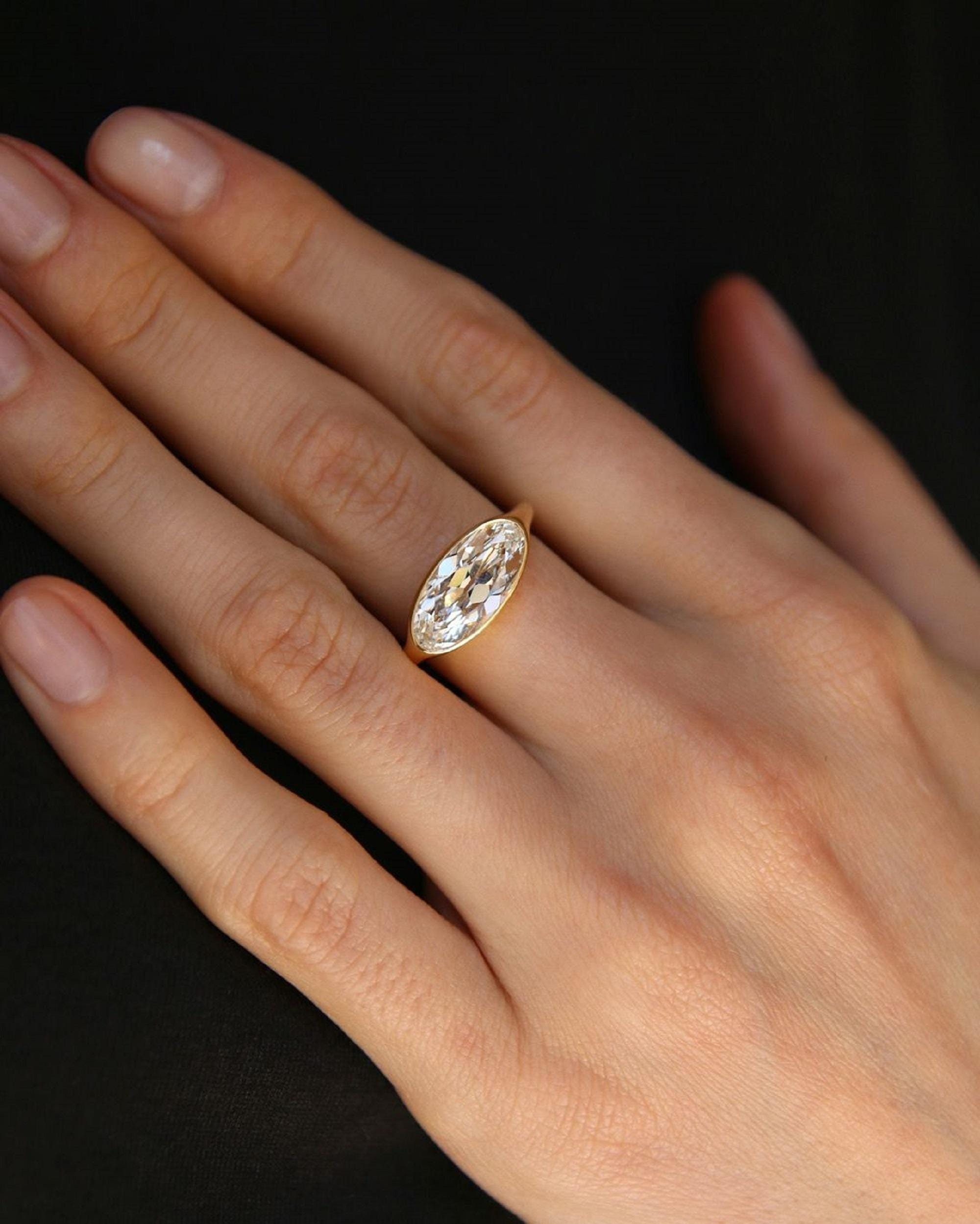 Vintage 2.54 CT OMC Moval Cut Moissanite Solitaire,engagement Ring