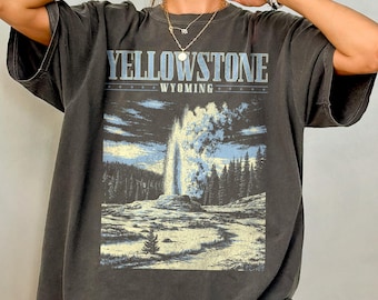 Yellowstone Shirt, Retro Comfort Colors T-Shirt, Wyoming Tshirt, Oversized National Park T Shirt, Nature Graphic Tee, Old Faithful Shirt