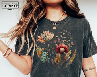 Boho Wildflower T-Shirt – Comfort Colors Botanical Tee