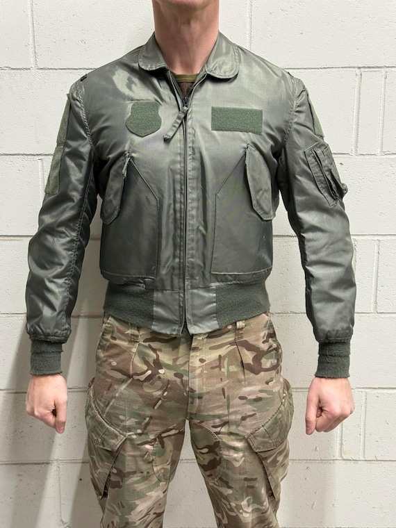 CWU 36/P フライヤージャケット XL アメリカ空軍 CWU-36/P フライヤーズ ジャケット サイズ M - Etsy 日本