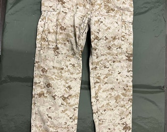 US Army Desert MARPAT Pantalon de combat camouflage numérique avec perméthrine Large Long