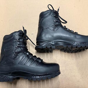 Bottes De Combat Militaires Autrichiennes En Cuir Noir - Occasion Très Bon état