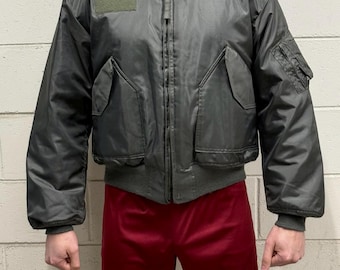 Large 80s US Air Force CWU-45/P Flight Jacket / Bomber Jacket CWU
