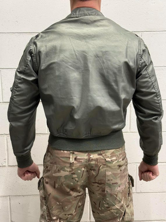 アメリカ空軍 CWU-36/P フライヤーズ ジャケット サイズ M - Etsy 日本