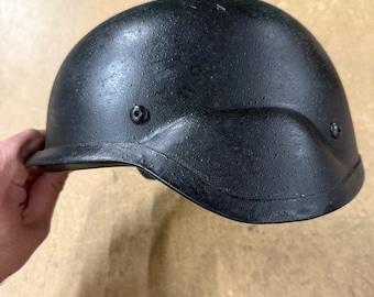本物のアメリカ海兵隊 PASGT ヘルメットカバー ウッドランド M81 BDU