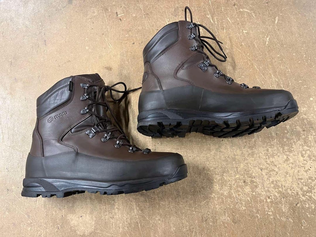 British Army ITURRI Cold Wet Weather Male Combat Boots Size UK10M