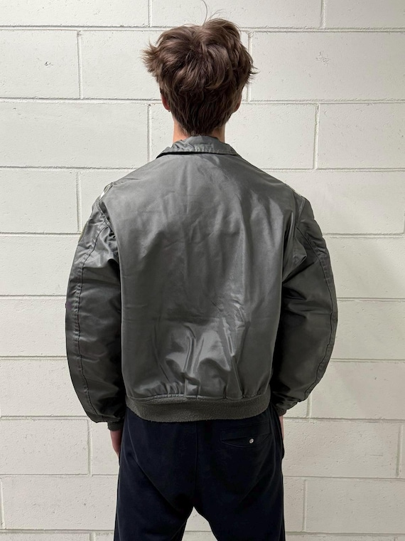 希少なアメリカ空軍 CWU-36/P フライヤーズ ジャケット サイズ L