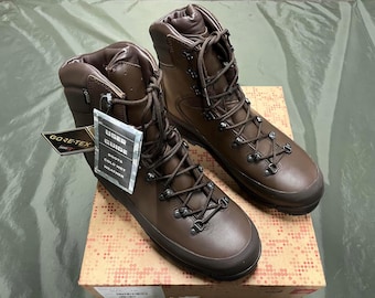 NEW British Army ITURRI Cold Wet Weather Male Combat Boots Size