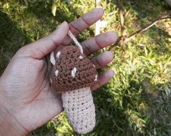 Crochet Mushroom lipstick holder