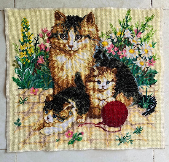 子猫4匹（クロスステッチ完成品） Amazon | くらはしれい クロス