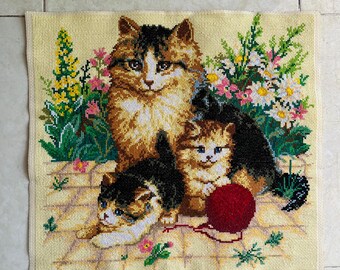 手作りクロスステッチ刺繍 - 猫と子猫と花 - ニードルポイントウォール