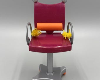 VTG Styln Hair MGA Bratz Doll Playset Accessory Tassel Salon Chair