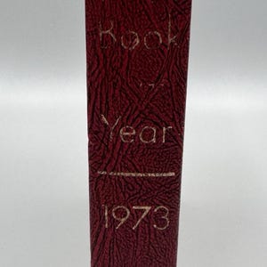 Livro do Ano de 1973 Enciclopédia Britânica LEIA DETALHES