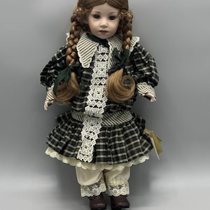 1996 Franklin Heirloom Doll Elise Porcelain Braids Franklin Mint No Hat READ