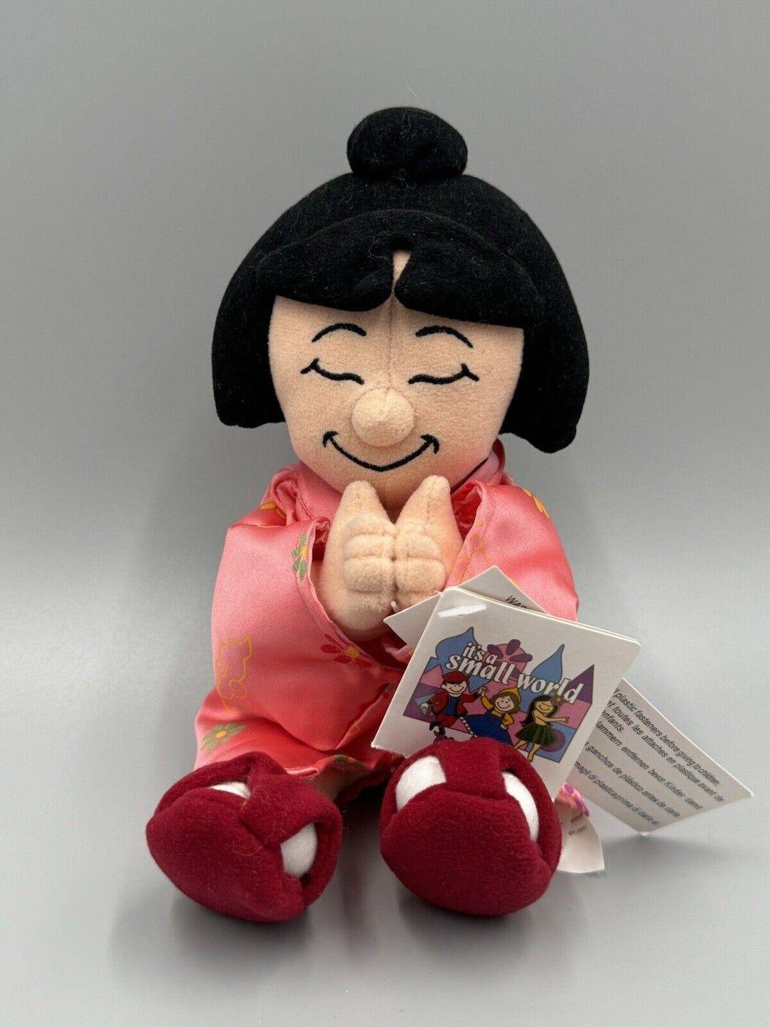 Disney Disneyland It’s a Small World Japan Japanese Girl Bean Bag Doll 9” 