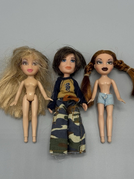 Muñecas Bratz MINI Lote de Muñecas Pequeñas con Muñecas Desnudas