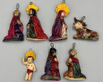 Mini adornos de arte popular para el nacimiento de Jesús, hechos en Perú. LEER DETALLES