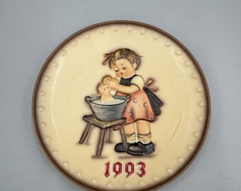 Goebel M.J. Hummel Annual Collector Plate 1993 Hand Painted Germany Hum 289