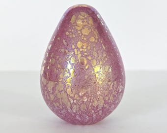 Heron Glass handmade pink iridescent egg-shaped paperweight