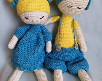 une jolie poupée à vendre, un doudou, amigurumi, frère, sœur, fille ou garçon