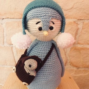amigurumi, Mr Penguin with his fish basket