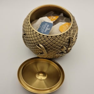 ABdesign brushed brass storage container