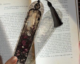 Gothic Floral Stained Glass Bookmark – Custom Bookmark SVG | Personalized Gift | Dark Flower Bookmark Idea | Elegant Gothic Page Marker Gift