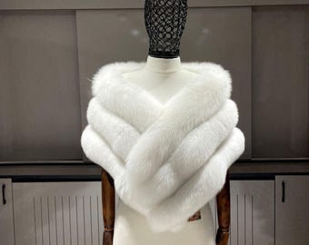 Chal de piel de zorro blanco: Chal de satén para boda