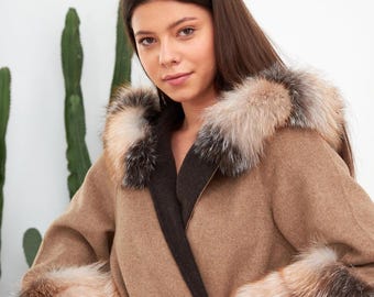 Chaqueta de alpaca marrón y piel de zorro escarchado: abrigo de invierno de lujo hecho a mano