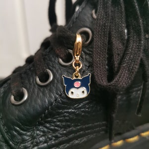 Pendentif chaussure Kuromi Noir