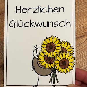Carte postale kiwi aux tournesols - félicitations