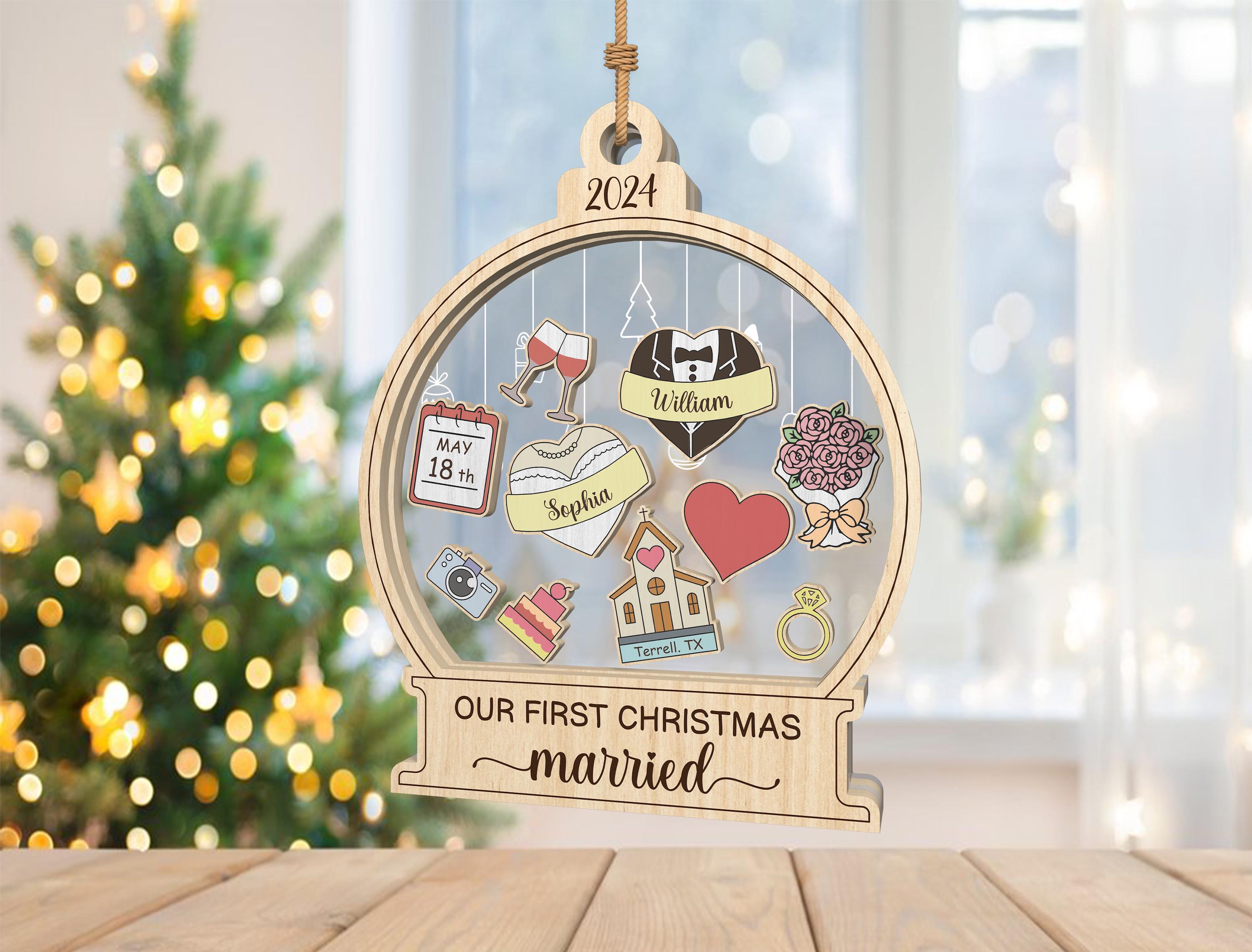Personalized First Christmas Married 4D Shaker Ornament Christmas Decoration Romantic Gifts For Mr Mrs Couples Gift