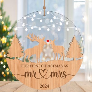 Personalisierte erste Weihnachten verheiratet Ornament svg, Elch und Hirsch Ornament svg, Weihnachtsverzierung svg, Weihnachtsgeschenk svg, Laser Cut Glowforge