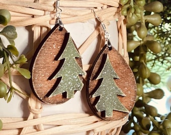 Christmas Tree Earring SVG File | Glowforge Christmas Tree SVG Files | Tree Earring SVG File | GiddyUpsStudio | Christmas Party Earring