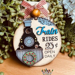 Arquivo SVG de enfeite de trem de Natal | Arquivo de corte a laser de Natal | Arquivo SVG de enfeite de trem de Natal | giddyupsstudio | Enfeite de trem Glowforge