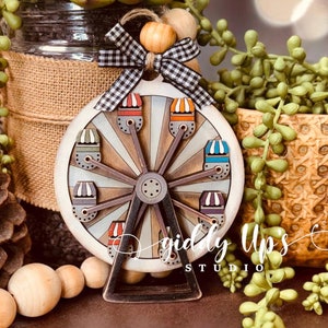 Adorno de rueda de la fortuna SVG / Diseños SVG de paseos de feria / Archivos SVG de Glowforge Circus / GiddyUpsStudio / Adorno de vacaciones svg