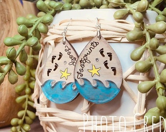 Jesus Footprints in Sand Earrings SVG File: Christian Laser Cut Design