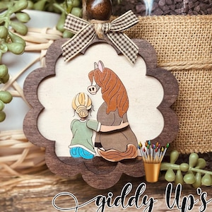 Fichier SVG d'ornement de cheval | Fichier SVG de décorations de Noël pour Glowforge | Fichier de coupe SVG ornement équin | GiddyUpsStudio | Cheval de Forgelumineuse