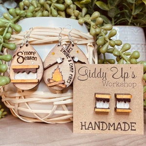 Smore Ohrringe Bundle SVG-Datei | Lagerfeuer und Smores SVG Laser Cut Datei | Herbst SVG Designs | zuckersüßes Studio | Glühschmiede Ohrringe