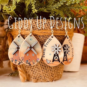 Windmühle Bundle Ohrring SVG-Datei | Bauernhaus Dekor Designs | Holländer Windmühle | Bauernhof Ohrringe SVG | zuckertütenstudio | Glowforge Farm SVG