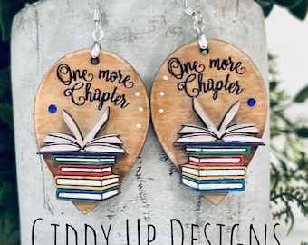 Reader Earring SVG | Just one more chapter Earrings SVG File | Books SVG Designs | Glowforge Earrings | giddyupsstudio | Book Earring svg