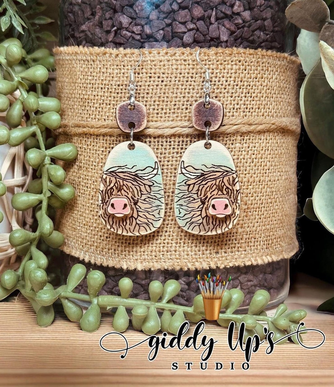 Highland Cow Farm Animal Dangle Earrings – Glowforge
