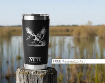 Duck Hunting Gifts for Men, Him Personalized Tumbler Landing Mallard Waterfowl Hunter Gift, Christmas Gifts for Husband, Dad, Father's Day