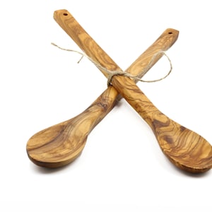 Cuchara para remover, mezclar y cocinar de madera de olivo con punta redonda / Utensilio esencial de cocina de madera de olivo / Regalo del chef / 30 cm / Grabado láser gratuito