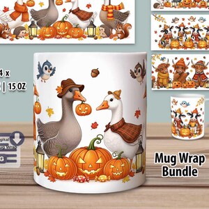 Könnte beinhalten: Weiße Keramiktasse mit einem Halloween-Design mit Gänsen, Kürbissen und Herbstblättern. Die Tasse hat den Text "4 x 11 oz | 15 oz" und "Digital Mug Wrap PNG". Zusätzliche Designs umfassen Hühner, Kühe und Hochlandrinder.