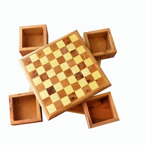 Jeu d&#39;échecs en bois avec échiquier - Boîte décorative marocaine en bois de thuya, boîte en bois de luxe. Échiquier rotatif en bois