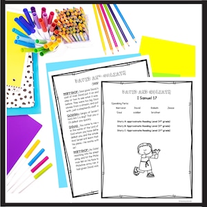 Puede incluir: Ilustración en blanco y negro de David y Goliat de la historia bíblica. La ilustración muestra a David como un joven pastor con una honda y a Goliat como un guerrero gigante con una espada. El texto "David y Goliat I Samuel 17" está en la parte superior de la ilustración.