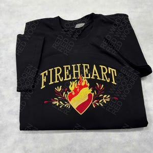 Feuerherz-Stickerei-Sweatshirt, Thron aus Glas, für alles